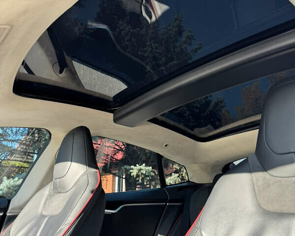 Тесла Модель С, объемом двигателя 0 л и пробегом 75 тыс. км за 18000 $, фото 26 на Automoto.ua