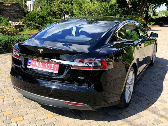 Тесла Модель С, объемом двигателя 0.32 л и пробегом 180 тыс. км за 14500 $, фото 6 на Automoto.ua
