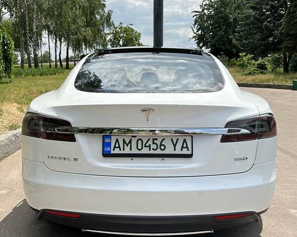 Тесла Модель С, объемом двигателя 0 л и пробегом 169 тыс. км за 17999 $, фото 2 на Automoto.ua