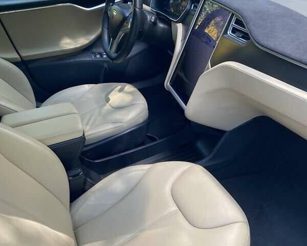 Тесла Модель С, об'ємом двигуна 0 л та пробігом 211 тис. км за 17500 $, фото 29 на Automoto.ua