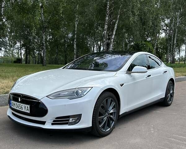 Тесла Модель С, объемом двигателя 0 л и пробегом 169 тыс. км за 17999 $, фото 1 на Automoto.ua