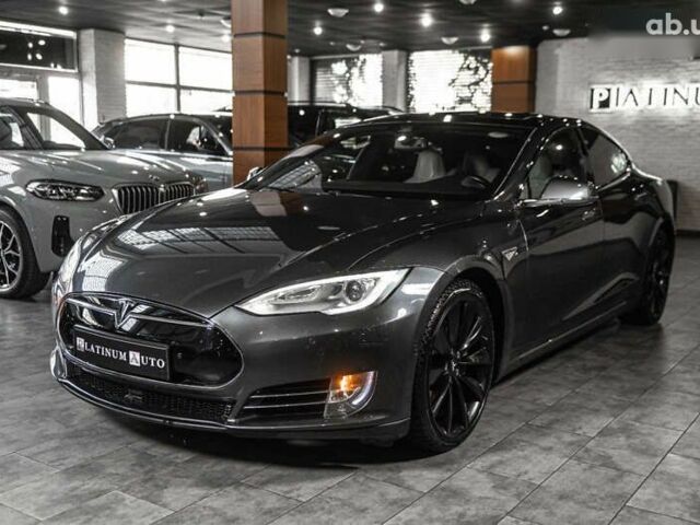 Тесла Модель С, объемом двигателя 0 л и пробегом 122 тыс. км за 18999 $, фото 1 на Automoto.ua