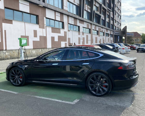 Тесла Модель С, объемом двигателя 0 л и пробегом 210 тыс. км за 25500 $, фото 1 на Automoto.ua