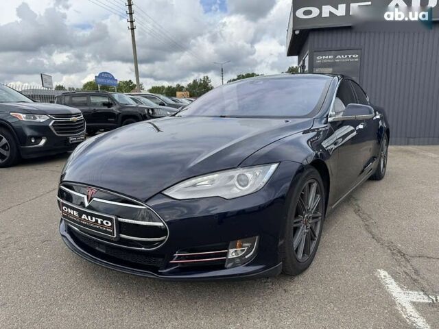 Тесла Модель С, объемом двигателя 0 л и пробегом 174 тыс. км за 17990 $, фото 1 на Automoto.ua