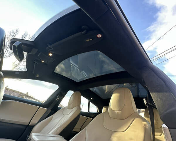 Тесла Модель С, объемом двигателя 0 л и пробегом 165 тыс. км за 13900 $, фото 9 на Automoto.ua