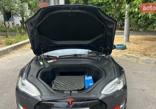 Тесла Модель С, объемом двигателя 0 л и пробегом 93 тыс. км за 14900 $, фото 6 на Automoto.ua