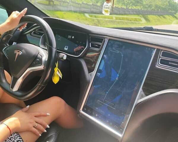 Тесла Модель С, объемом двигателя 0 л и пробегом 280 тыс. км за 22000 $, фото 6 на Automoto.ua