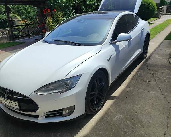 Тесла Модель С, объемом двигателя 0 л и пробегом 280 тыс. км за 22000 $, фото 4 на Automoto.ua