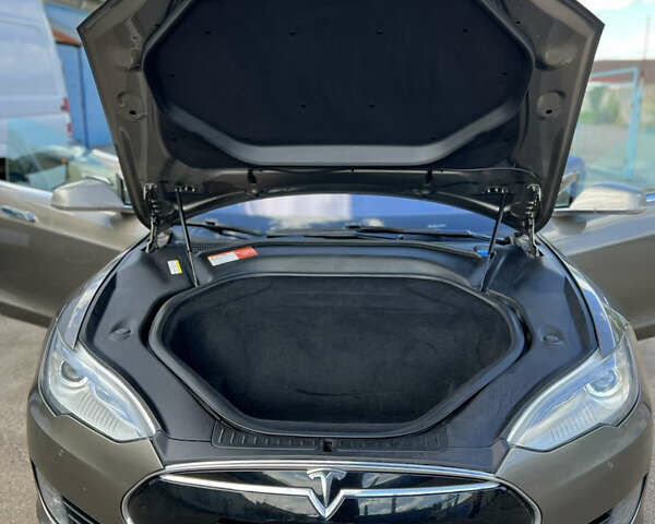 Тесла Модель С, об'ємом двигуна 0 л та пробігом 158 тис. км за 23900 $, фото 10 на Automoto.ua