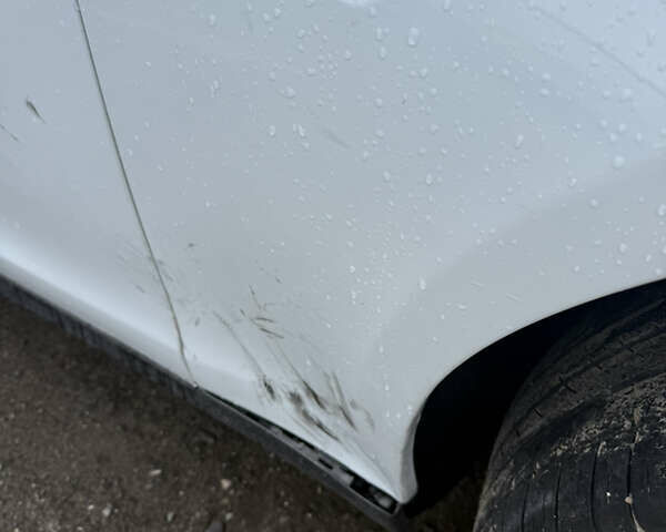 Тесла Модель С, об'ємом двигуна 0 л та пробігом 50 тис. км за 9950 $, фото 39 на Automoto.ua
