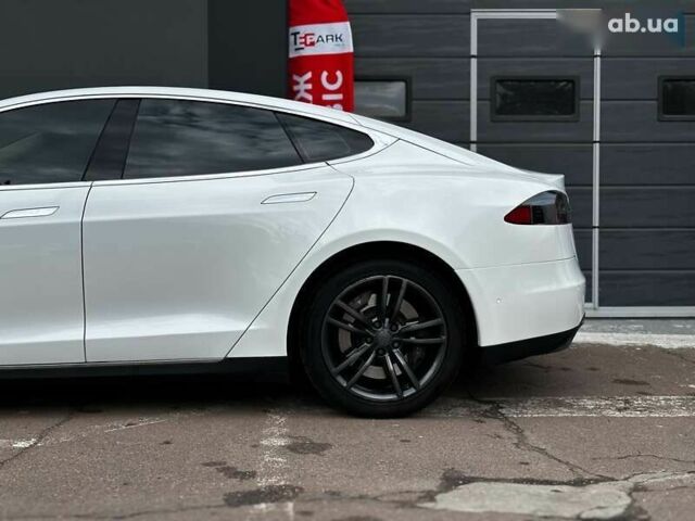 Тесла Модель С, об'ємом двигуна 0 л та пробігом 239 тис. км за 16300 $, фото 6 на Automoto.ua