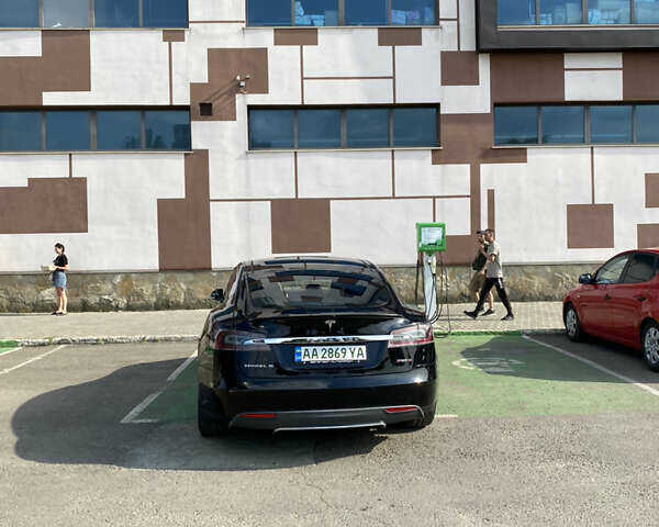 Тесла Модель С, объемом двигателя 0 л и пробегом 210 тыс. км за 25500 $, фото 2 на Automoto.ua