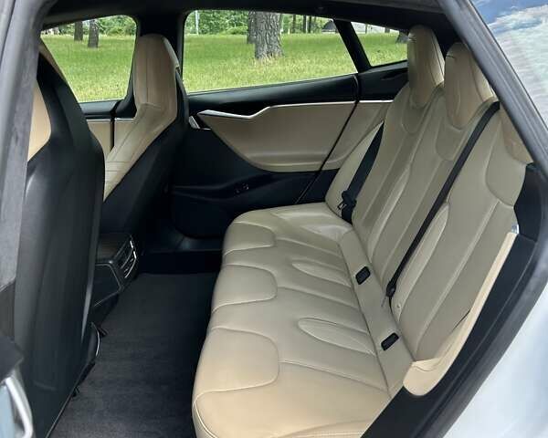 Тесла Модель С, объемом двигателя 0 л и пробегом 169 тыс. км за 17999 $, фото 11 на Automoto.ua