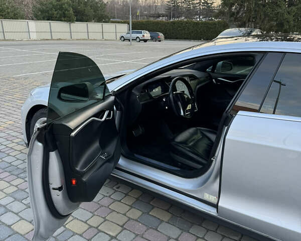 Тесла Модель С, объемом двигателя 0 л и пробегом 118 тыс. км за 22000 $, фото 10 на Automoto.ua