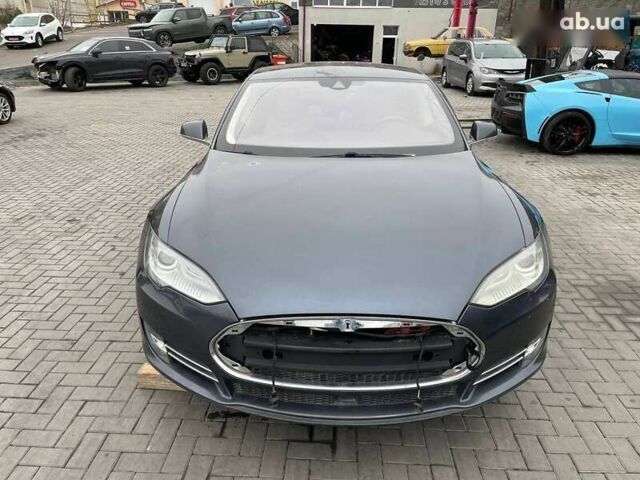 Тесла Модель С, объемом двигателя 0 л и пробегом 79 тыс. км за 6800 $, фото 1 на Automoto.ua