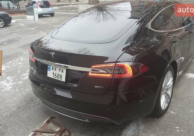 Тесла Модель С, объемом двигателя 0 л и пробегом 157 тыс. км за 18900 $, фото 8 на Automoto.ua