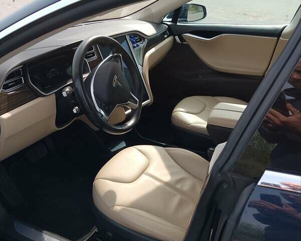 Тесла Модель С, объемом двигателя 0 л и пробегом 241 тыс. км за 17500 $, фото 13 на Automoto.ua