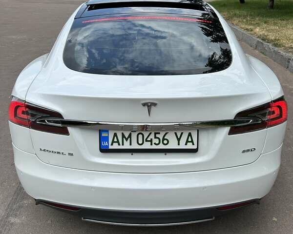 Тесла Модель С, объемом двигателя 0 л и пробегом 169 тыс. км за 17999 $, фото 4 на Automoto.ua