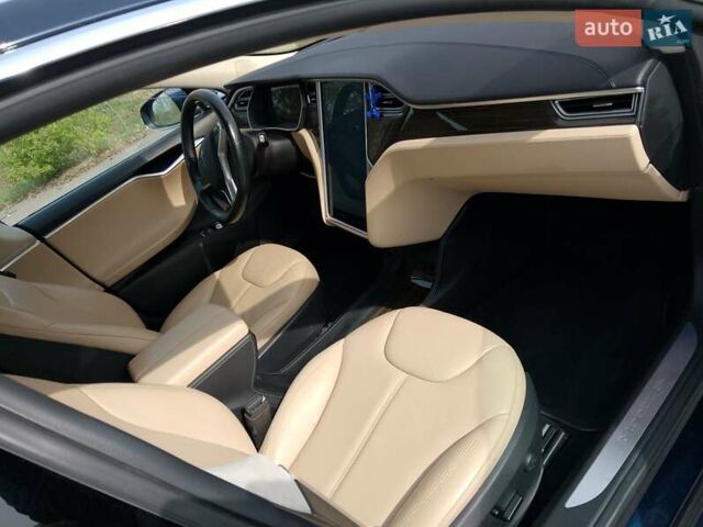 Тесла Модель С, объемом двигателя 0 л и пробегом 241 тыс. км за 17500 $, фото 9 на Automoto.ua