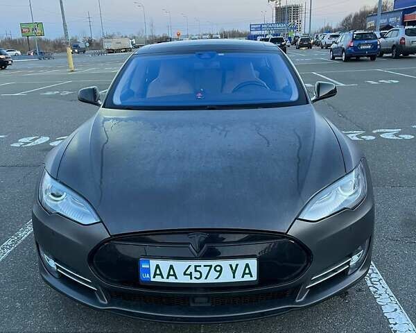 Тесла Модель С, объемом двигателя 0 л и пробегом 150 тыс. км за 18500 $, фото 9 на Automoto.ua