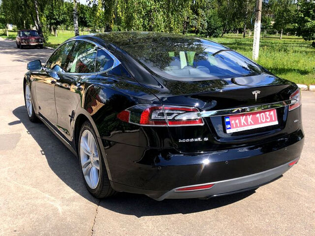 Тесла Модель С, объемом двигателя 0.32 л и пробегом 180 тыс. км за 14500 $, фото 2 на Automoto.ua