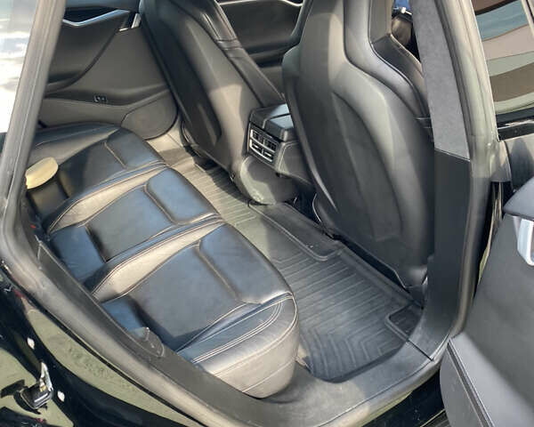 Тесла Модель С, объемом двигателя 0 л и пробегом 210 тыс. км за 25500 $, фото 7 на Automoto.ua