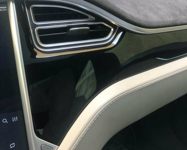 Тесла Модель С, объемом двигателя 0 л и пробегом 92 тыс. км за 26900 $, фото 36 на Automoto.ua