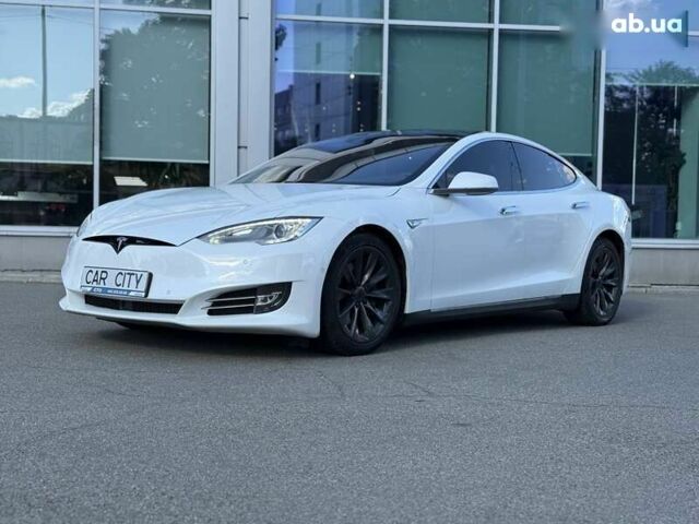 Тесла Модель С, объемом двигателя 0 л и пробегом 128 тыс. км за 18999 $, фото 2 на Automoto.ua