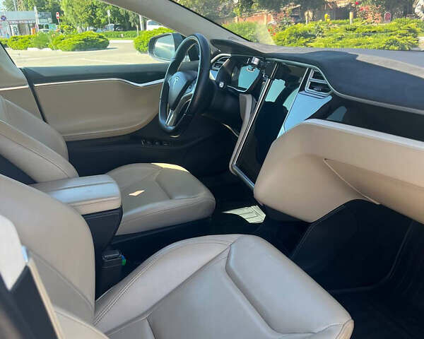 Тесла Модель С, объемом двигателя 0 л и пробегом 97 тыс. км за 19700 $, фото 6 на Automoto.ua