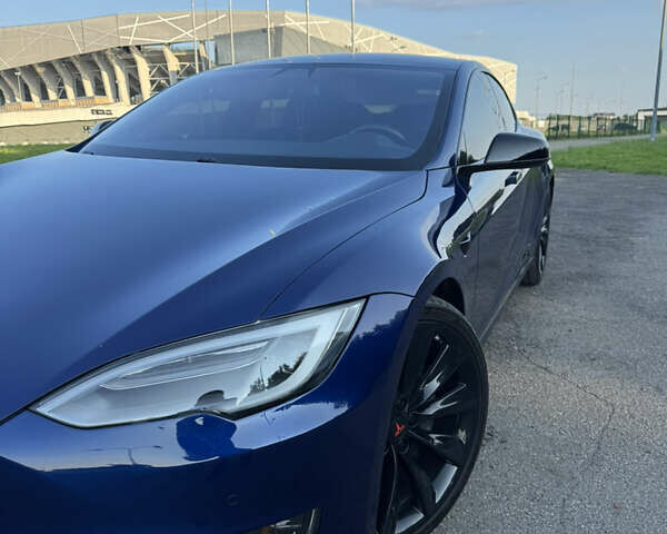 Тесла Модель С, объемом двигателя 0 л и пробегом 155 тыс. км за 21200 $, фото 1 на Automoto.ua