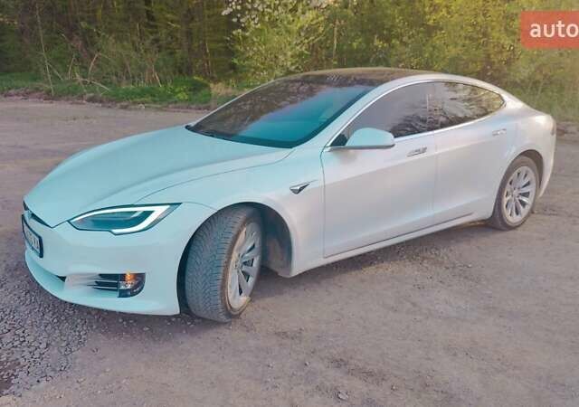 Тесла Модель С, объемом двигателя 0 л и пробегом 118 тыс. км за 23999 $, фото 7 на Automoto.ua