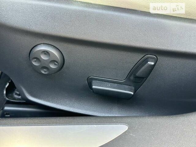 Тесла Модель С, об'ємом двигуна 0 л та пробігом 113 тис. км за 20300 $, фото 60 на Automoto.ua