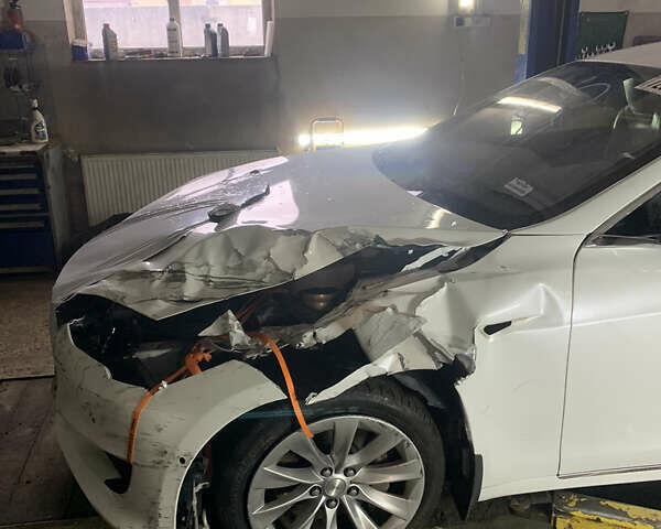 Тесла Модель С, об'ємом двигуна 0 л та пробігом 140 тис. км за 4700 $, фото 5 на Automoto.ua
