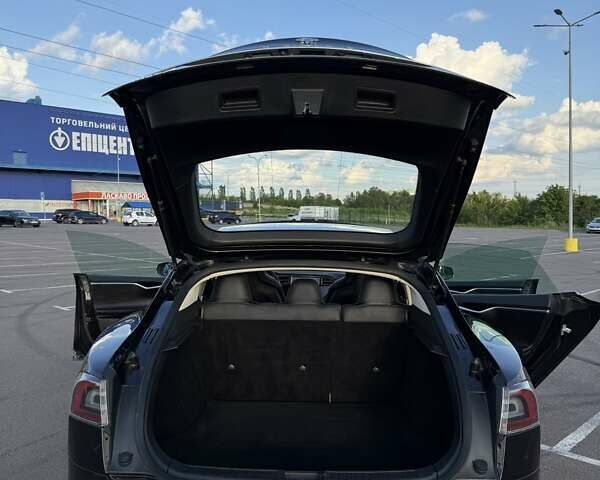 Тесла Модель С, объемом двигателя 0 л и пробегом 183 тыс. км за 16000 $, фото 10 на Automoto.ua