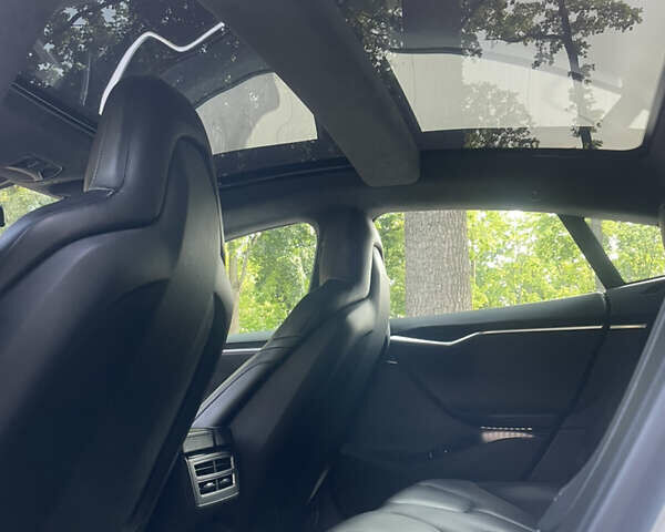 Тесла Модель С, объемом двигателя 0 л и пробегом 36 тыс. км за 26000 $, фото 14 на Automoto.ua