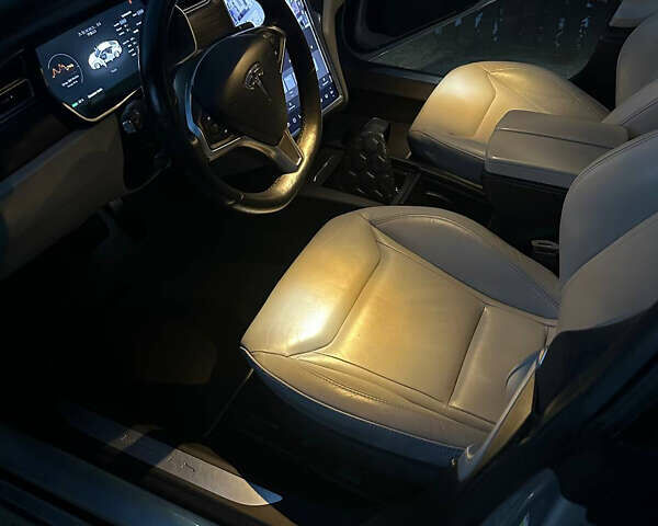 Тесла Модель С, объемом двигателя 0 л и пробегом 83 тыс. км за 21000 $, фото 19 на Automoto.ua