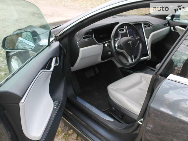 Тесла Модель С, объемом двигателя 0 л и пробегом 111 тыс. км за 18500 $, фото 9 на Automoto.ua