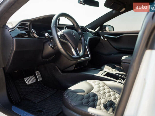 Тесла Модель С, объемом двигателя 0 л и пробегом 65 тыс. км за 22700 $, фото 1 на Automoto.ua