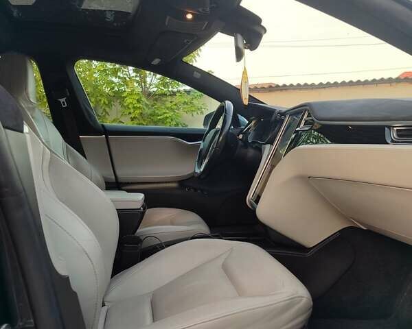 Тесла Модель С, объемом двигателя 0 л и пробегом 180 тыс. км за 23500 $, фото 35 на Automoto.ua