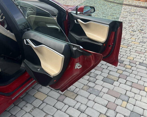 Тесла Модель С, объемом двигателя 0 л и пробегом 143 тыс. км за 14200 $, фото 9 на Automoto.ua
