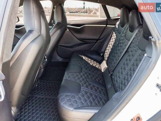 Тесла Модель С, объемом двигателя 0 л и пробегом 65 тыс. км за 22700 $, фото 3 на Automoto.ua