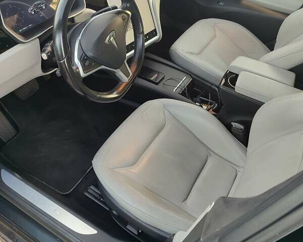Тесла Модель С, объемом двигателя 0 л и пробегом 180 тыс. км за 23500 $, фото 28 на Automoto.ua