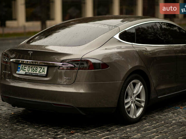 Тесла Модель С, объемом двигателя 0 л и пробегом 103 тыс. км за 23800 $, фото 14 на Automoto.ua