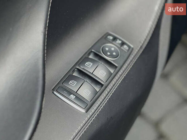 Тесла Модель С, объемом двигателя 0 л и пробегом 128 тыс. км за 22000 $, фото 9 на Automoto.ua