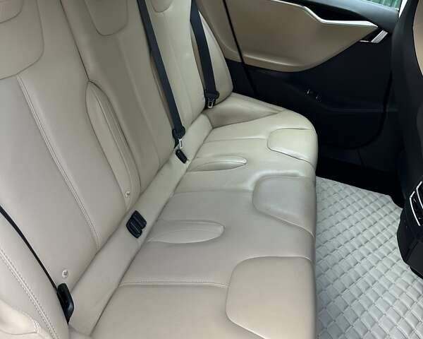 Тесла Модель С, объемом двигателя 0 л и пробегом 176 тыс. км за 24500 $, фото 9 на Automoto.ua