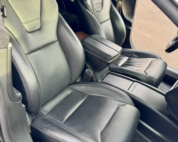 Тесла Модель С, объемом двигателя 0 л и пробегом 150 тыс. км за 18000 $, фото 22 на Automoto.ua