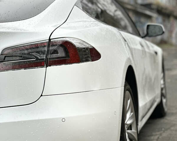 Тесла Модель С, объемом двигателя 0 л и пробегом 97 тыс. км за 19000 $, фото 8 на Automoto.ua