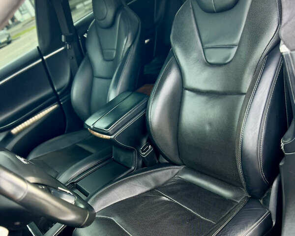 Тесла Модель С, объемом двигателя 0 л и пробегом 150 тыс. км за 18000 $, фото 14 на Automoto.ua