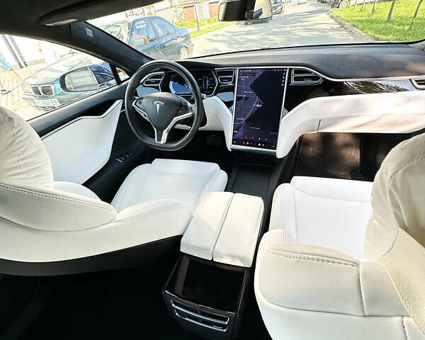 Тесла Модель С, объемом двигателя 0 л и пробегом 77 тыс. км за 19800 $, фото 10 на Automoto.ua
