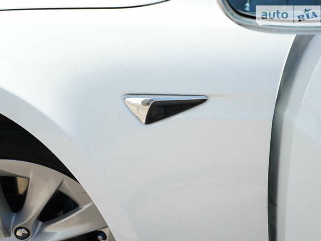 Тесла Модель С, об'ємом двигуна 0 л та пробігом 73 тис. км за 27000 $, фото 42 на Automoto.ua